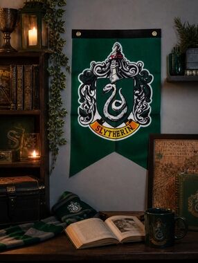 Harry Potter Slytherin Banner Wall Hanging Flag Green Crest 12x18 New